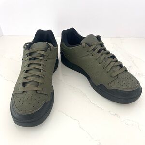 Giro Jacket II Cycling Mountain Bike Sneakers Shoes Olive Green Men Size 9.5